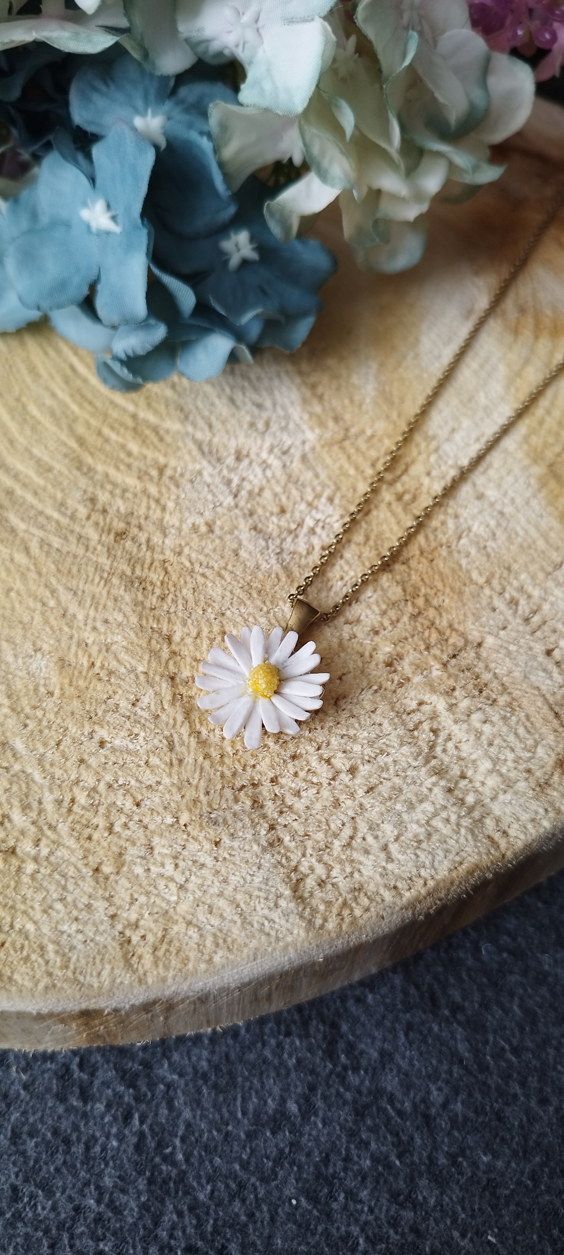 Sedmikráska / náhrdelník  /PVD zlacení